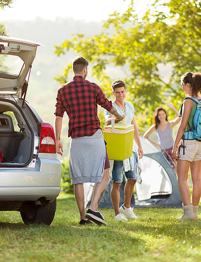 Was sollte man für einen entspannten Campingurlaub einpacken?