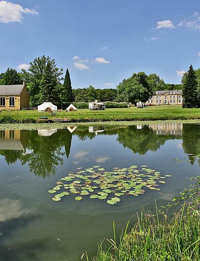 Zu Gast auf dem Les-Castels-Campingplatz Château de Chanteloup
